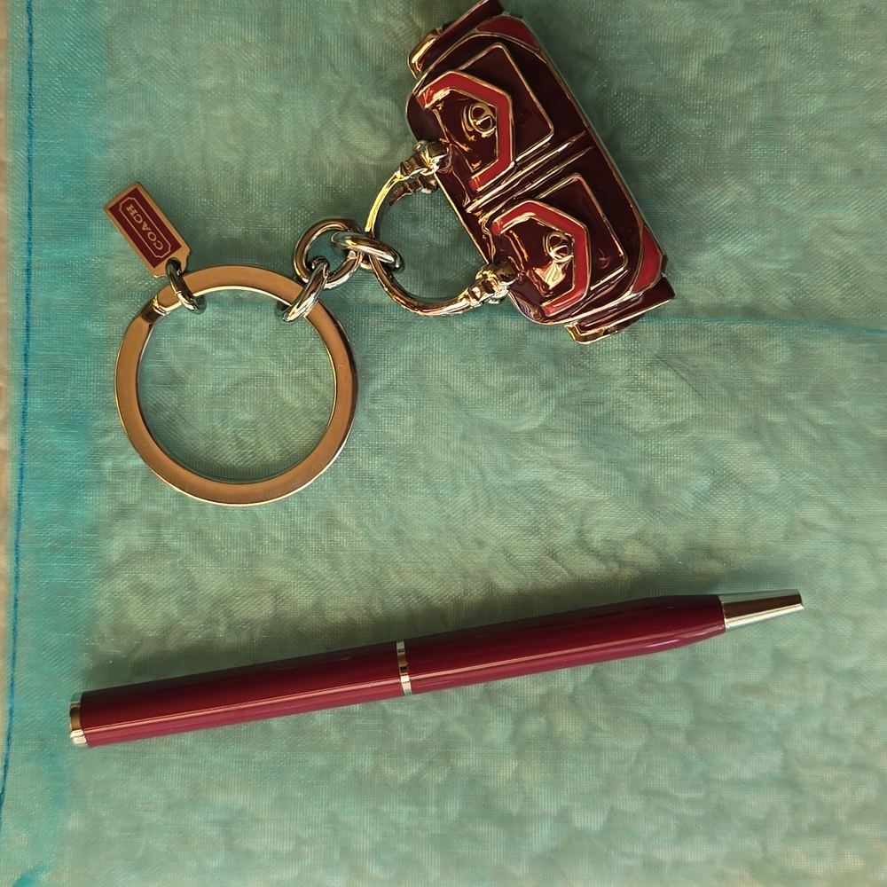 Coach Keychain PURPLE Enamel Satchel And Matching Coach Pen